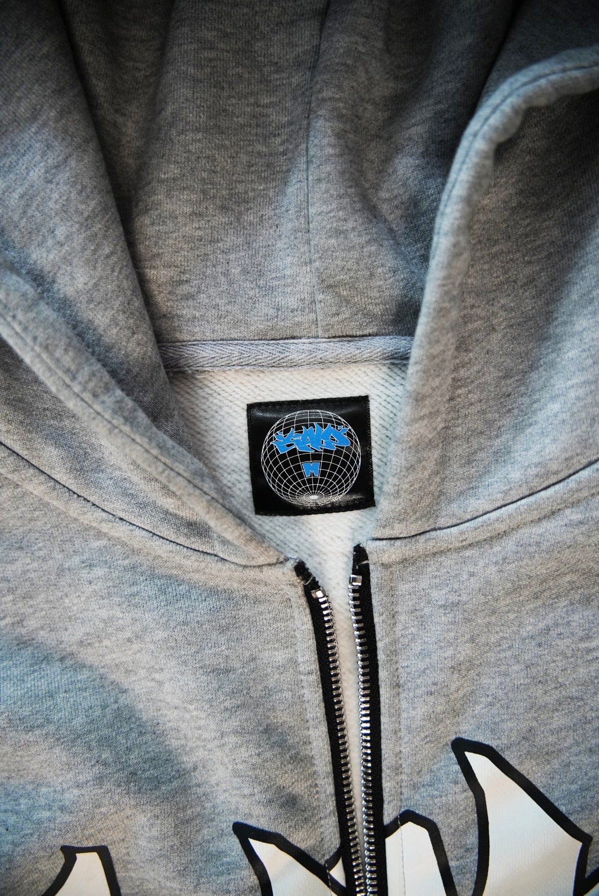ZIPUP HOODIE